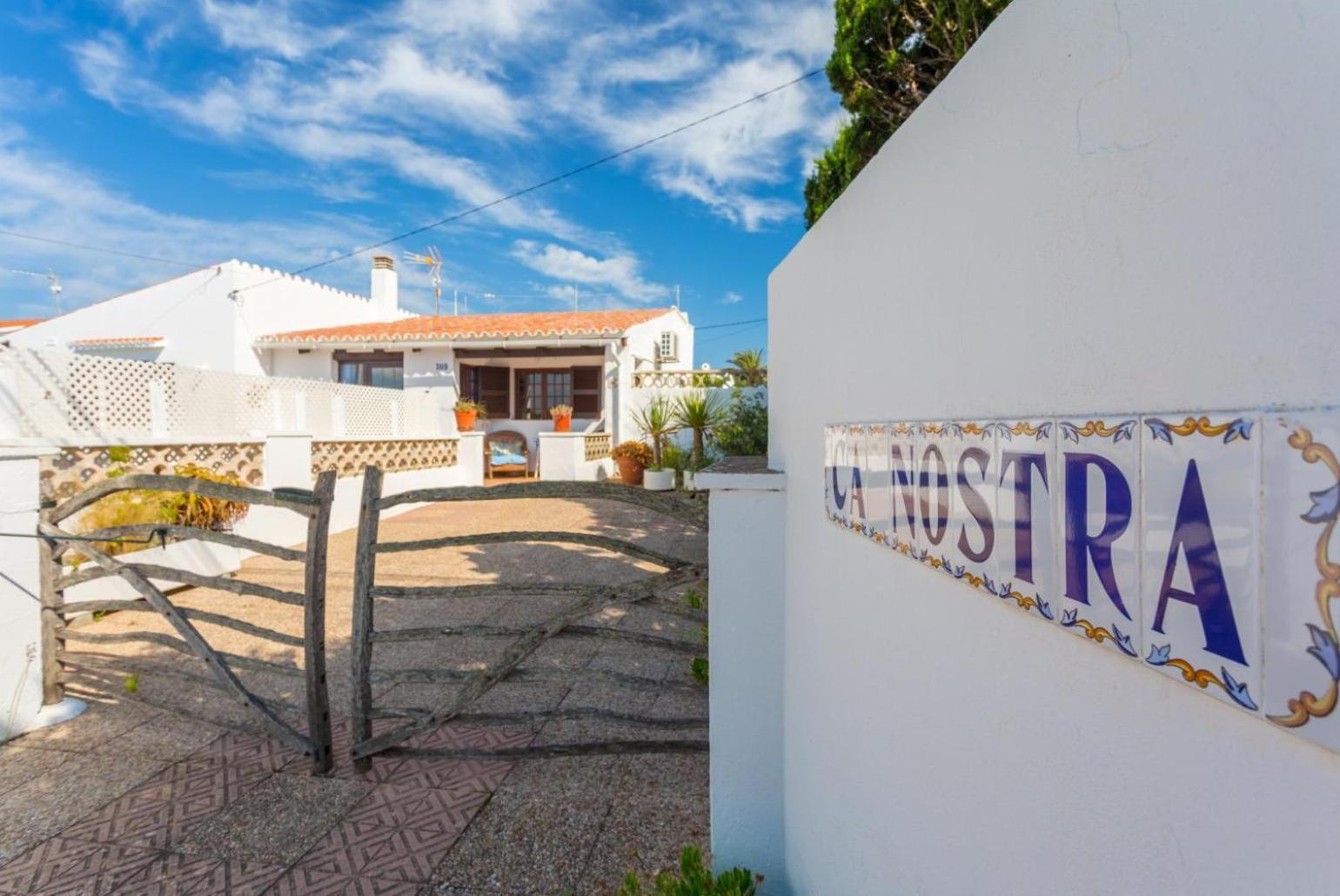 Villa Ca Nostra Cala En Porter  外观 照片